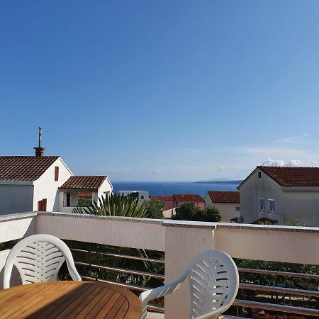 Apartment With Terace And Sea View Marica Đảo Krk Ngoại thất bức ảnh